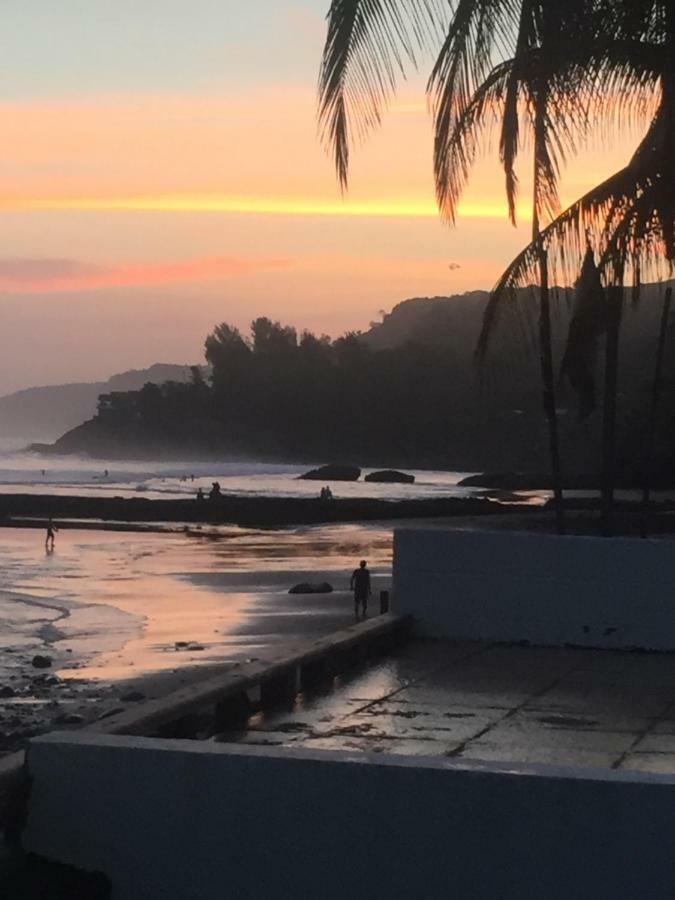 Looking Good Beachfront Hotel El Zonte Exterior foto