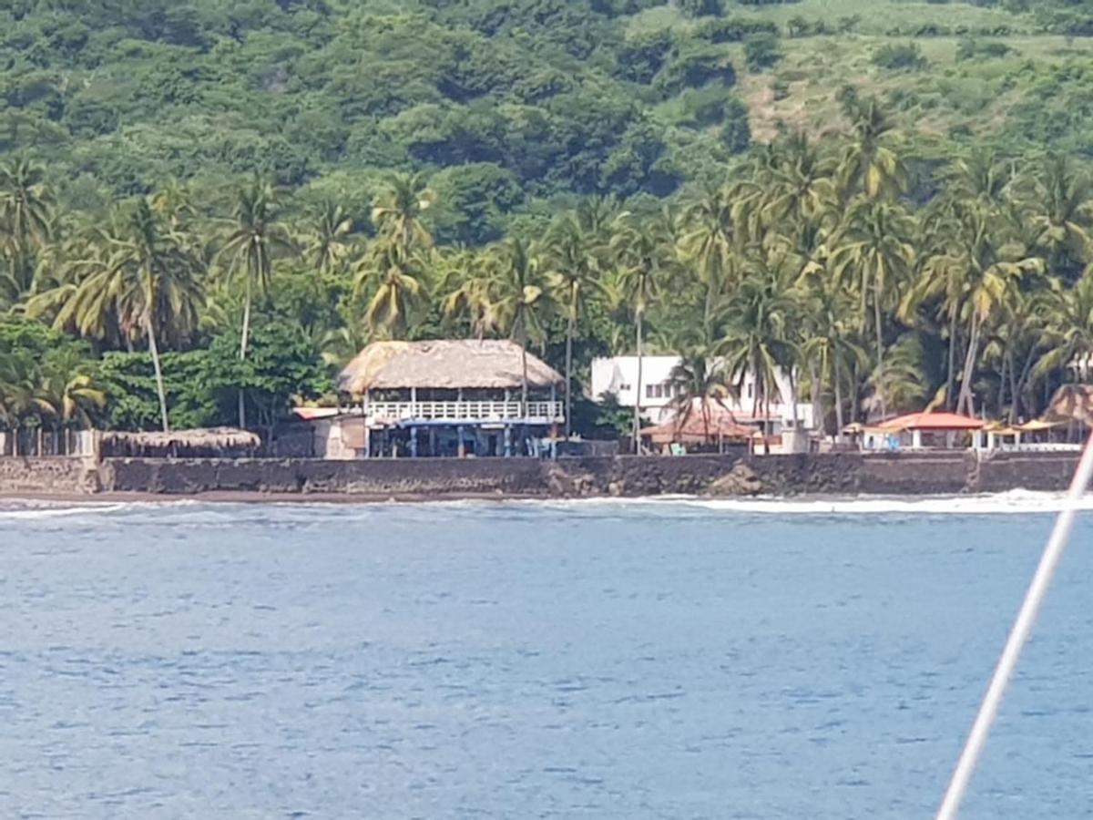 Looking Good Beachfront Hotel El Zonte Exterior foto